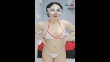 Jena Pamer Goyangan Ranum Bikin Penonton Melongo